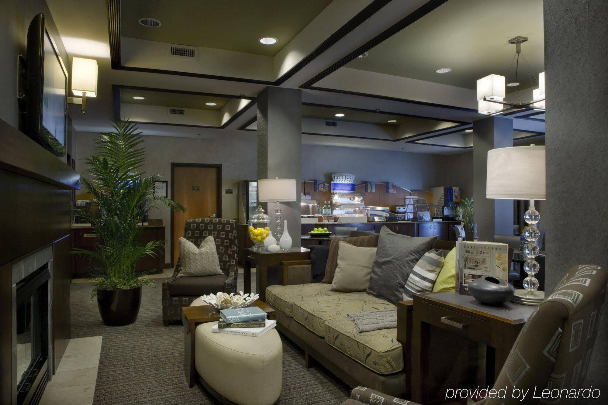 Express & Powder Springs By Ihg Hotel Austell